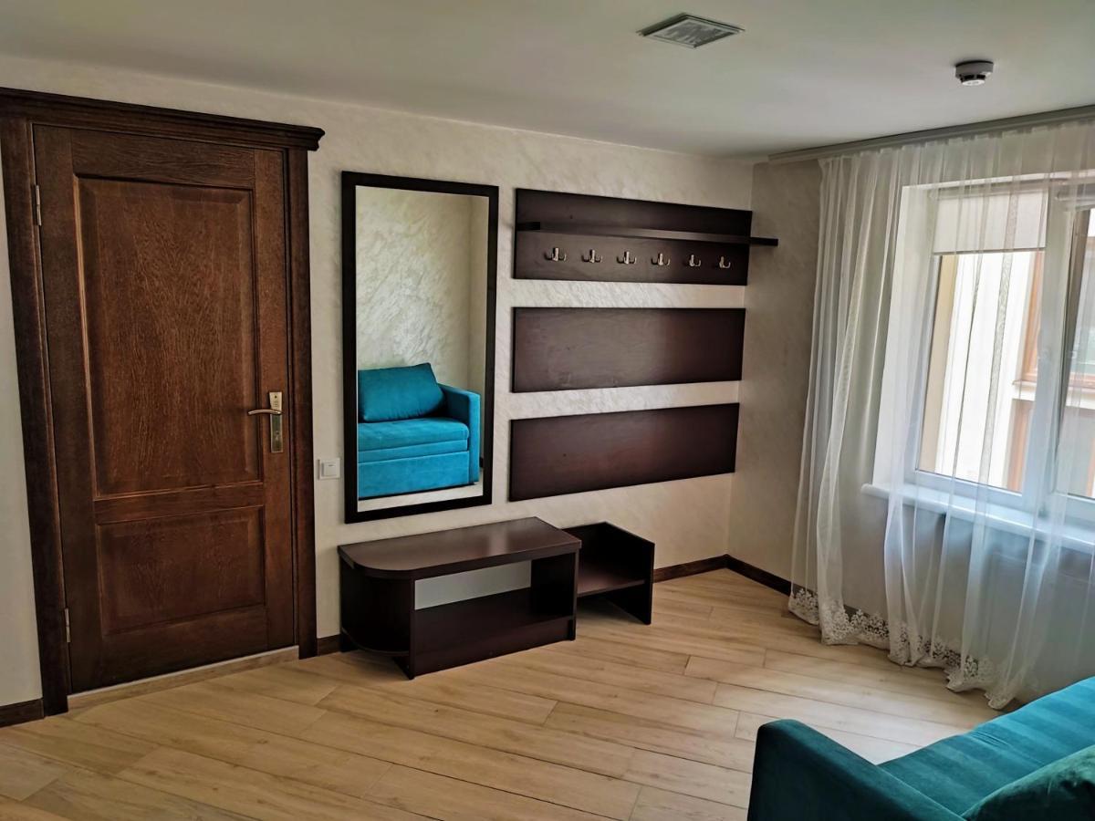 Готель-Ресторан "Олеся" Beregovo Exterior foto